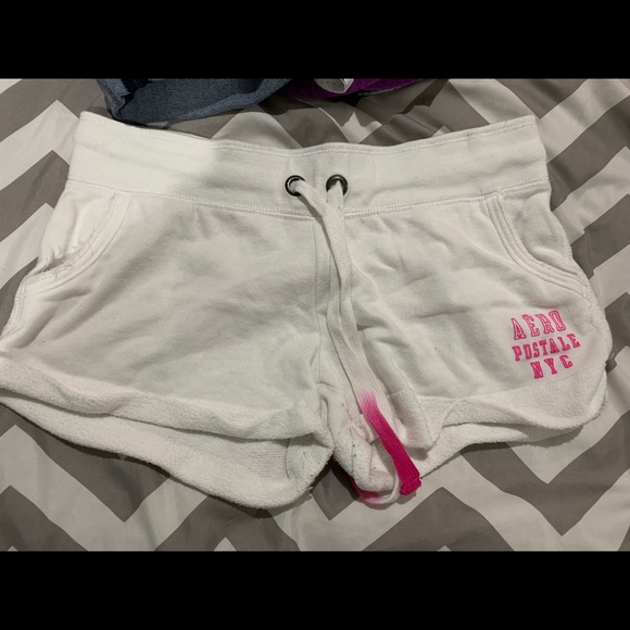 Aeropostale Pants - Shorts